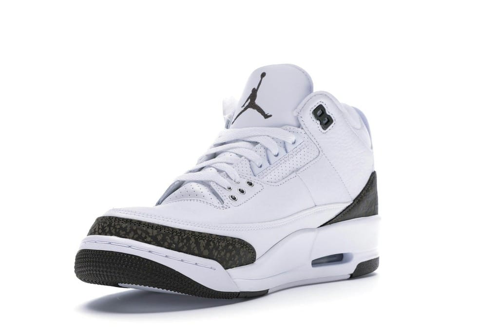 Air Jordan 3 Retro Mocha (2018) – Size 136064-122