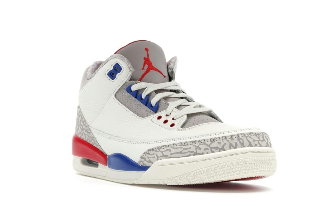 Air Jordan 3 Retro International Flight Sail/Sport Royal/Light Bone/Fire Red