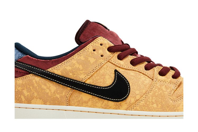 Nike SB Dunk Low City of Cinema