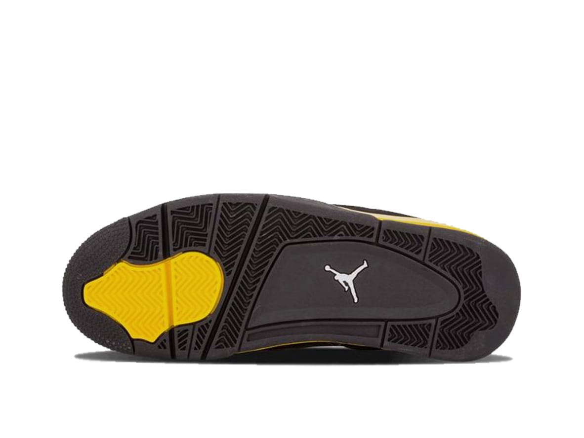 Jordan 4 Retro Thunder (2012) – Iconic Sneaker