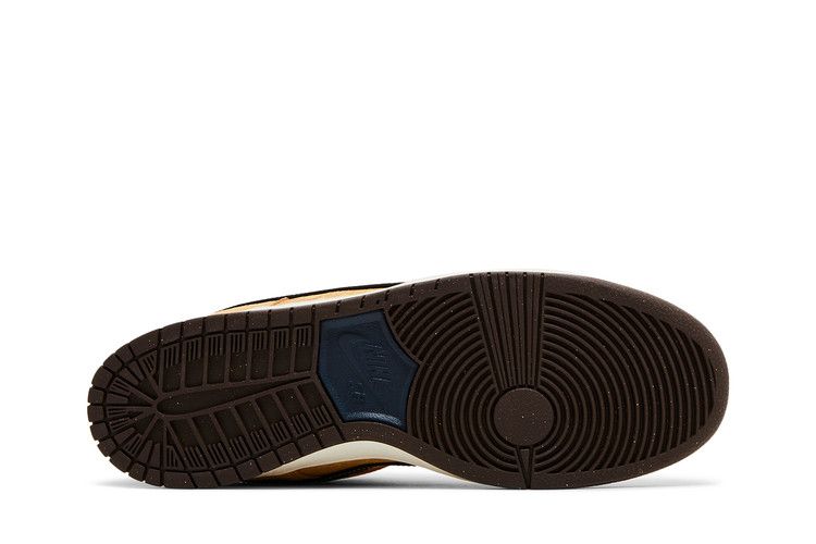 Nike SB Dunk Low City of Cinema
