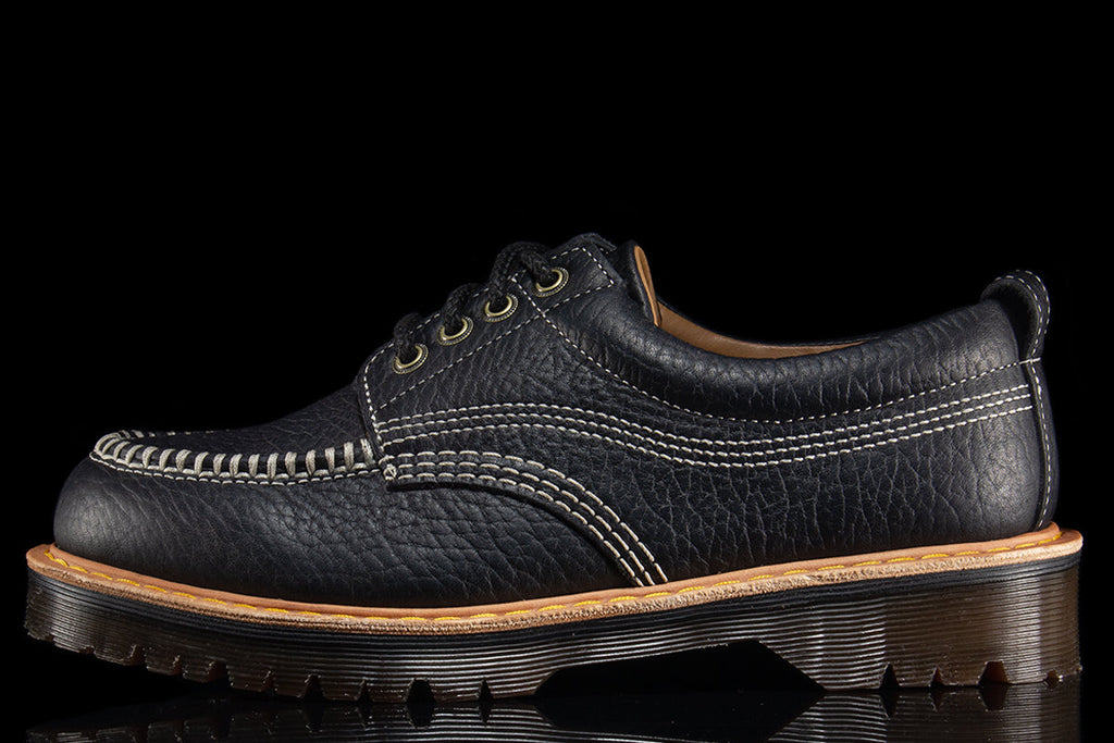 Lowell - Wild Grain Leather
