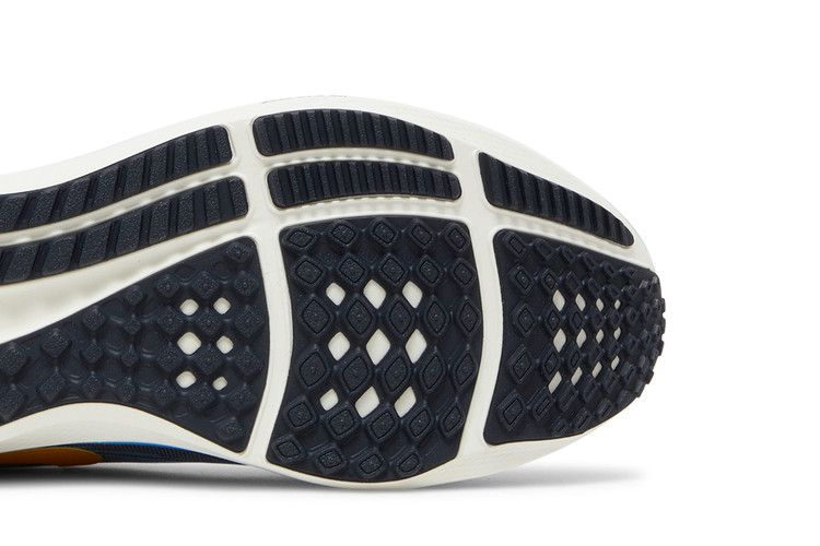 Nike Air Zoom Pegasus 39 Premium Obsidian Yellow
