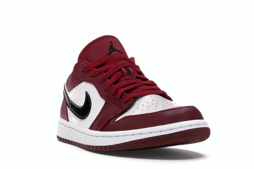 Jordan 1 Low Noble Red 553558-602 Sneakers