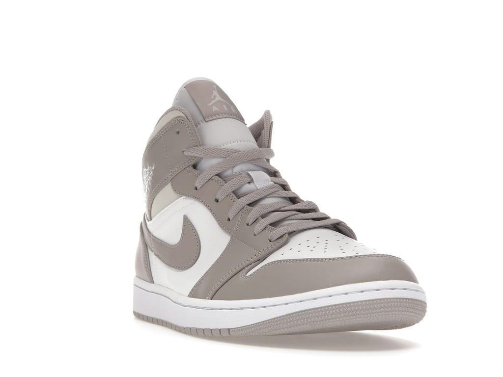 Jordan 1 Mid Linen White/Linen-Linen 554724-082 Sneakers