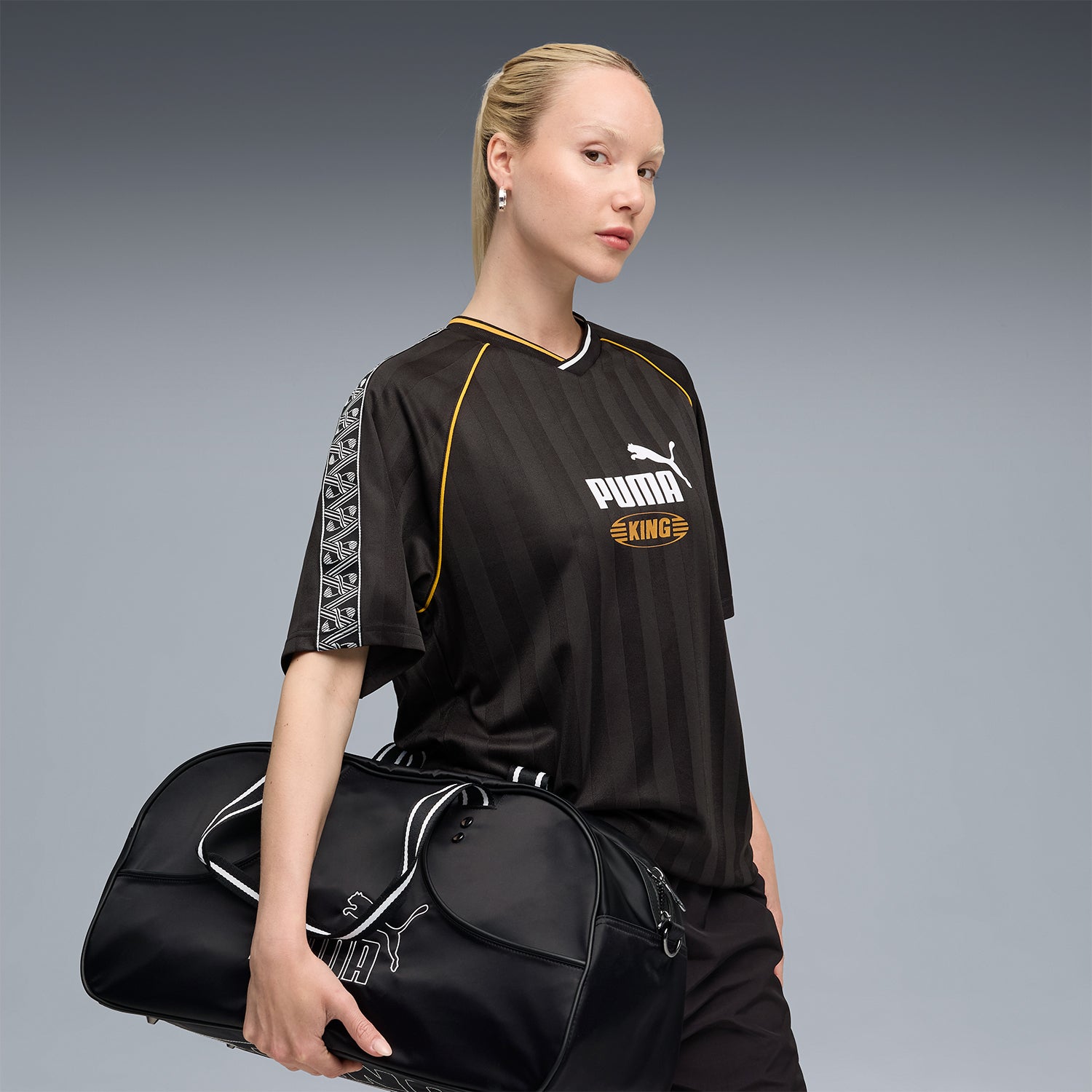 King Relaxed Soccer Jersey -Mens