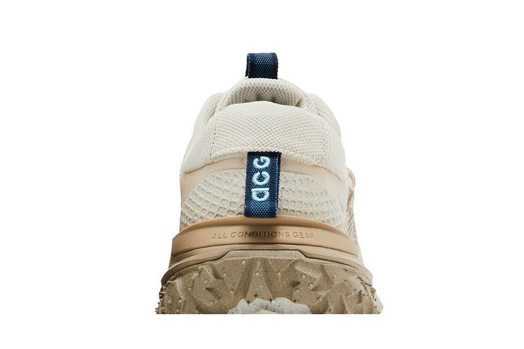 Nike ACG Mountain Fly 2 Low Light Orewood Brown