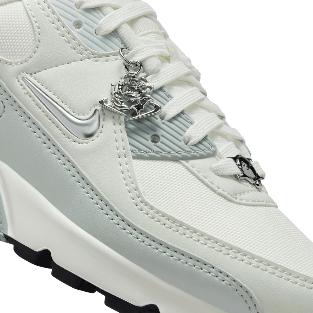 Women's Nike Air Max 90 SE "Molten Metal Silver"