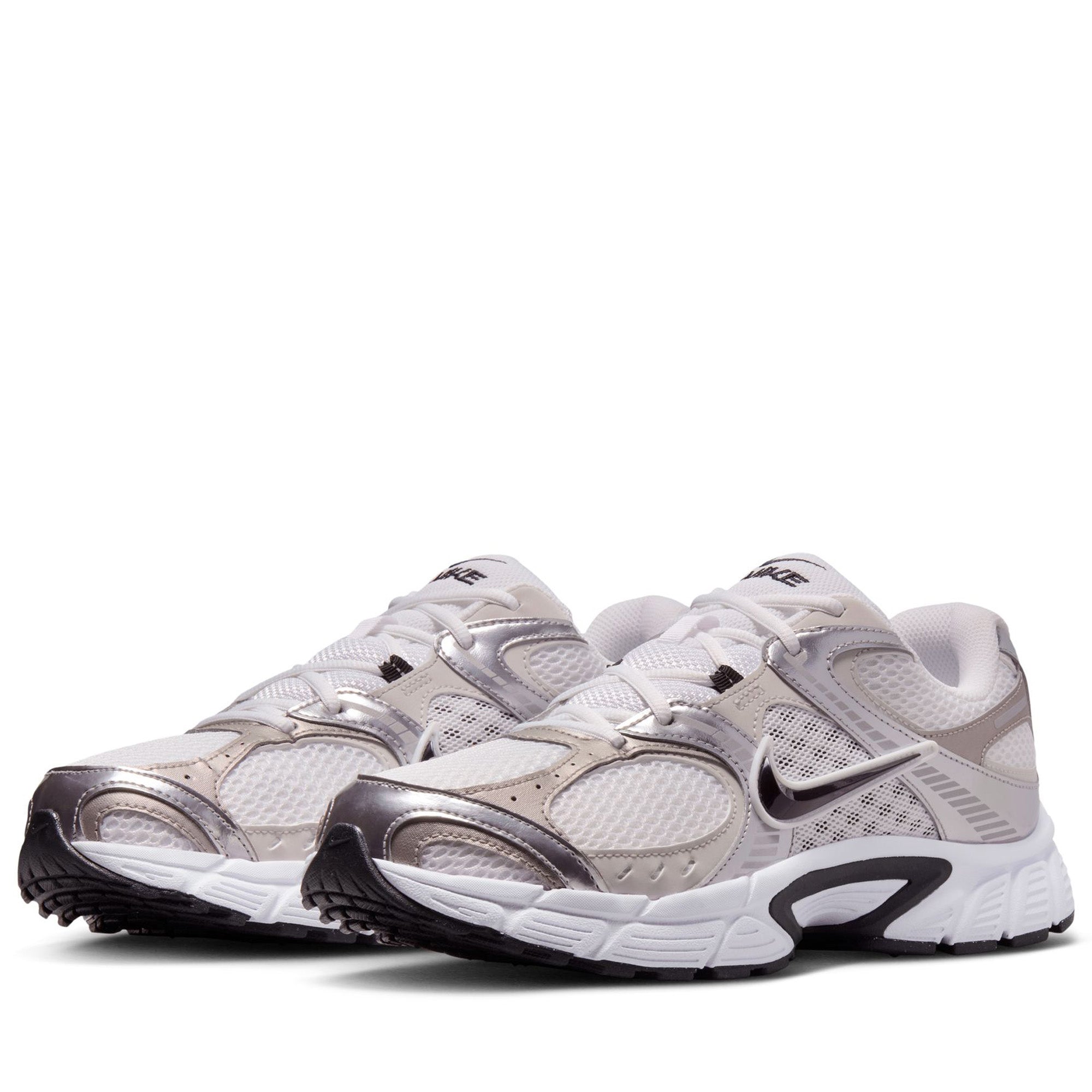 Nike V5 RNR - White/Black