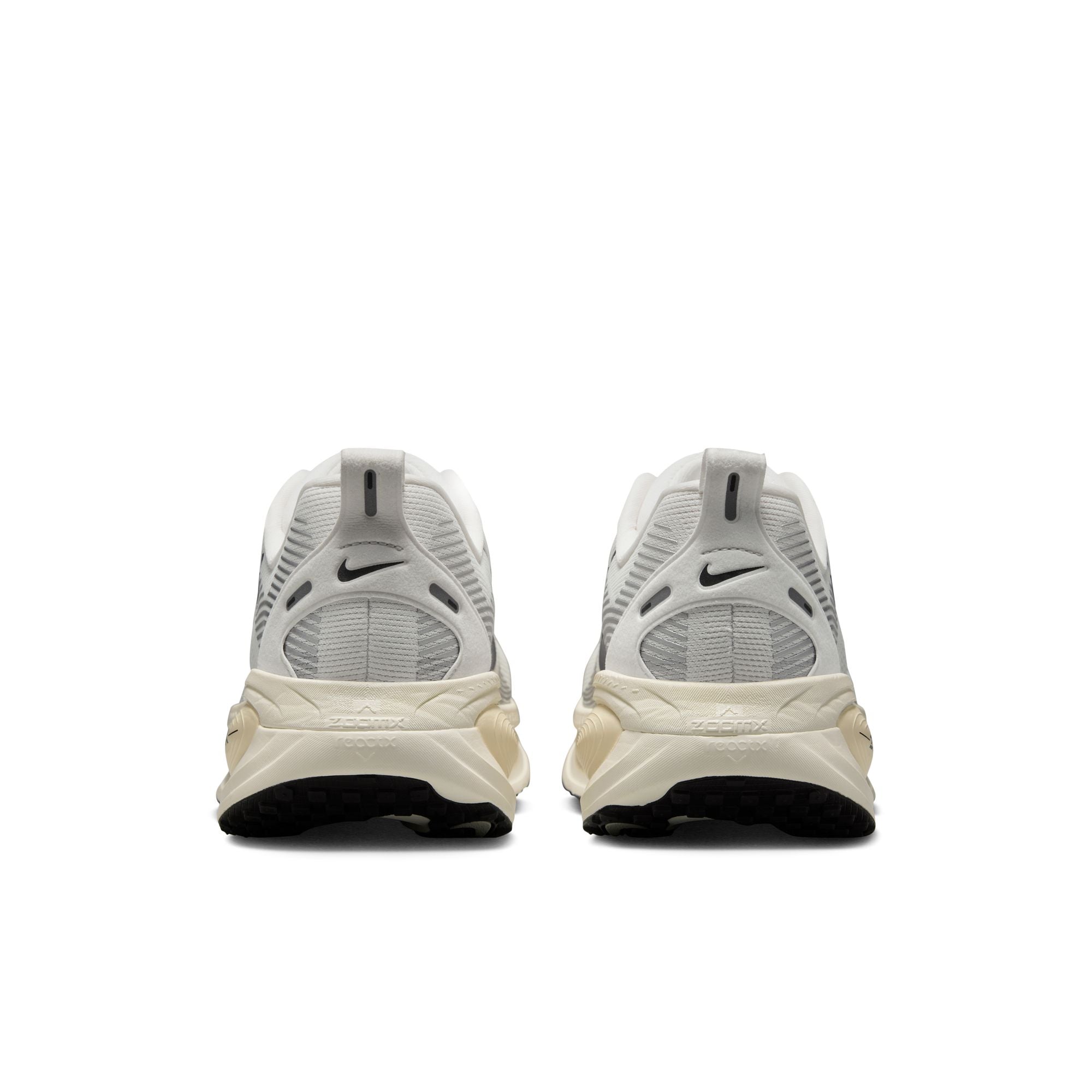 NIKE VOMERO 18 - SUMMIT WHITE