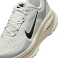 NIKE VOMERO 18 - SUMMIT WHITE