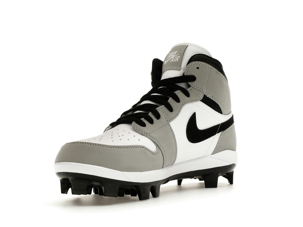 Jordan 1 Retro MCS Light Smoke Grey AV5354-012