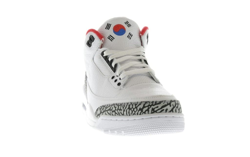 Air Jordan 3 Retro Seoul White/Soar-Atom Red AV8370-100