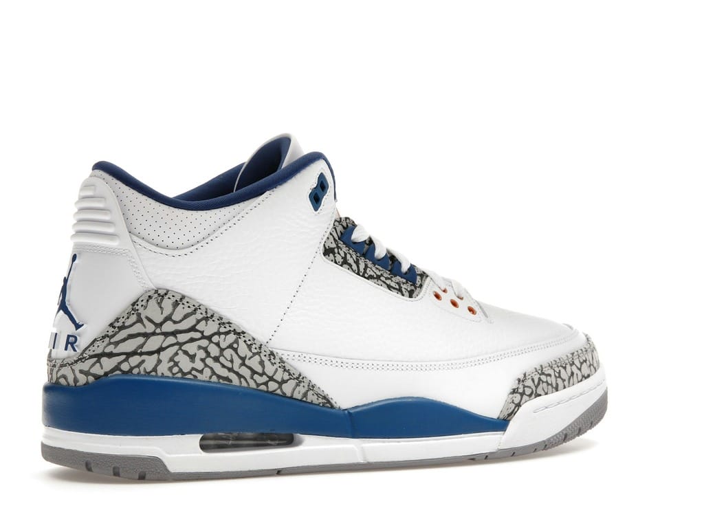 Jordan 3 Retro Wizards CT8532-148 White/True Blue/Metallic Copper/Cement Grey Sneakers