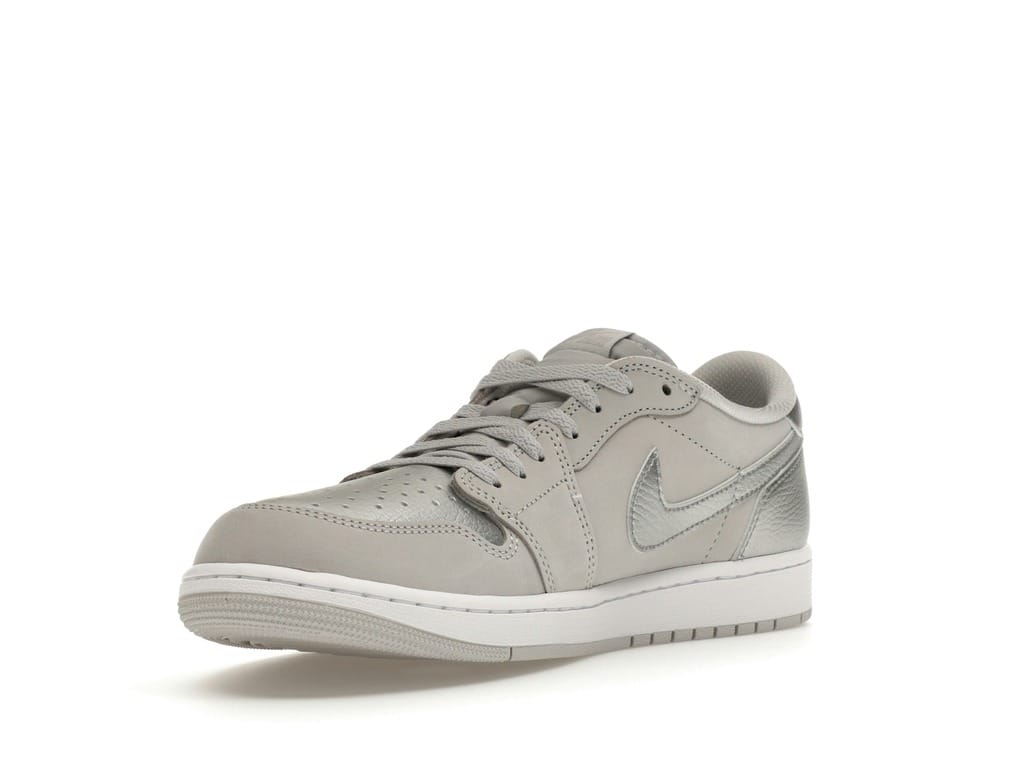 Jordan 1 Low OG Metallic Silver CZ0790-002 Sneakers