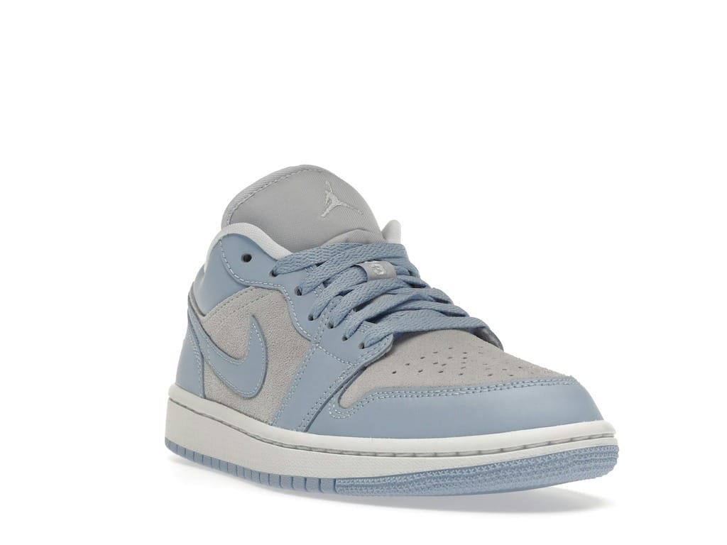 Air Jordan 1 Low Women’s Football Grey Aluminum DC0774-050