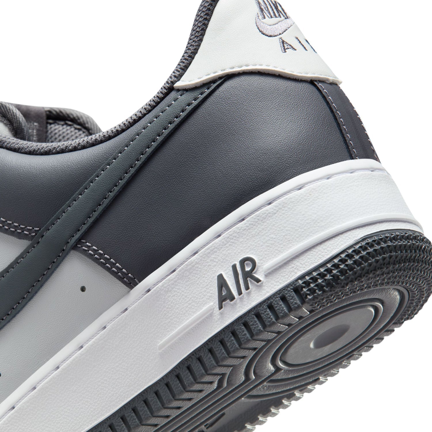 Air Force 1 Low 07 - Mens