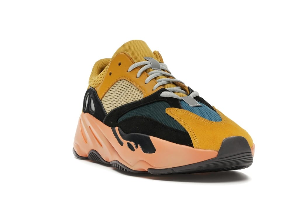 Adidas Yeezy Boost 700 Sun GZ6984 Sneakers