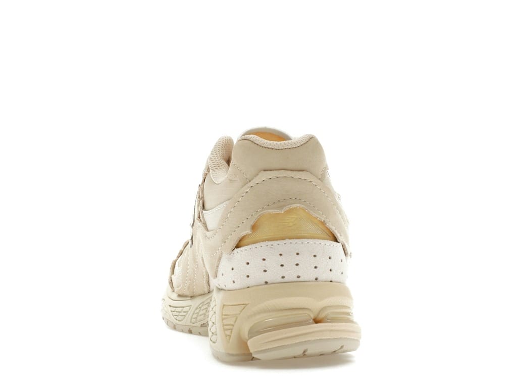 New Balance 2002R Protection Pack Sandstone M2002RDQ Sneakers