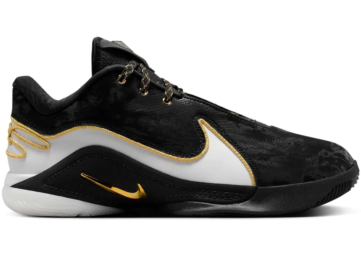 Nike LeBron 22 Mogul