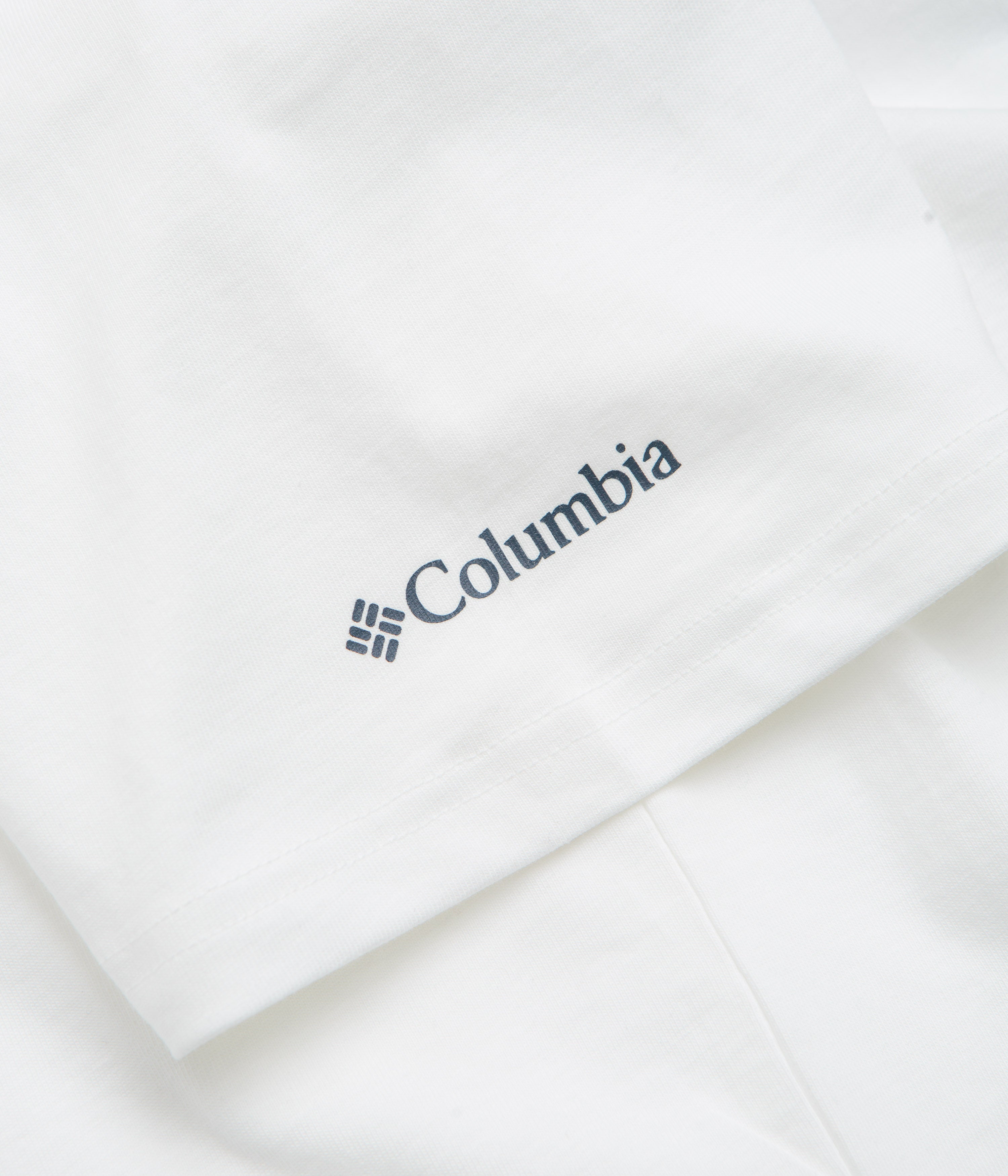 Columbia Explorers Canyon Back T-Shirt - White / Peaks and Waves