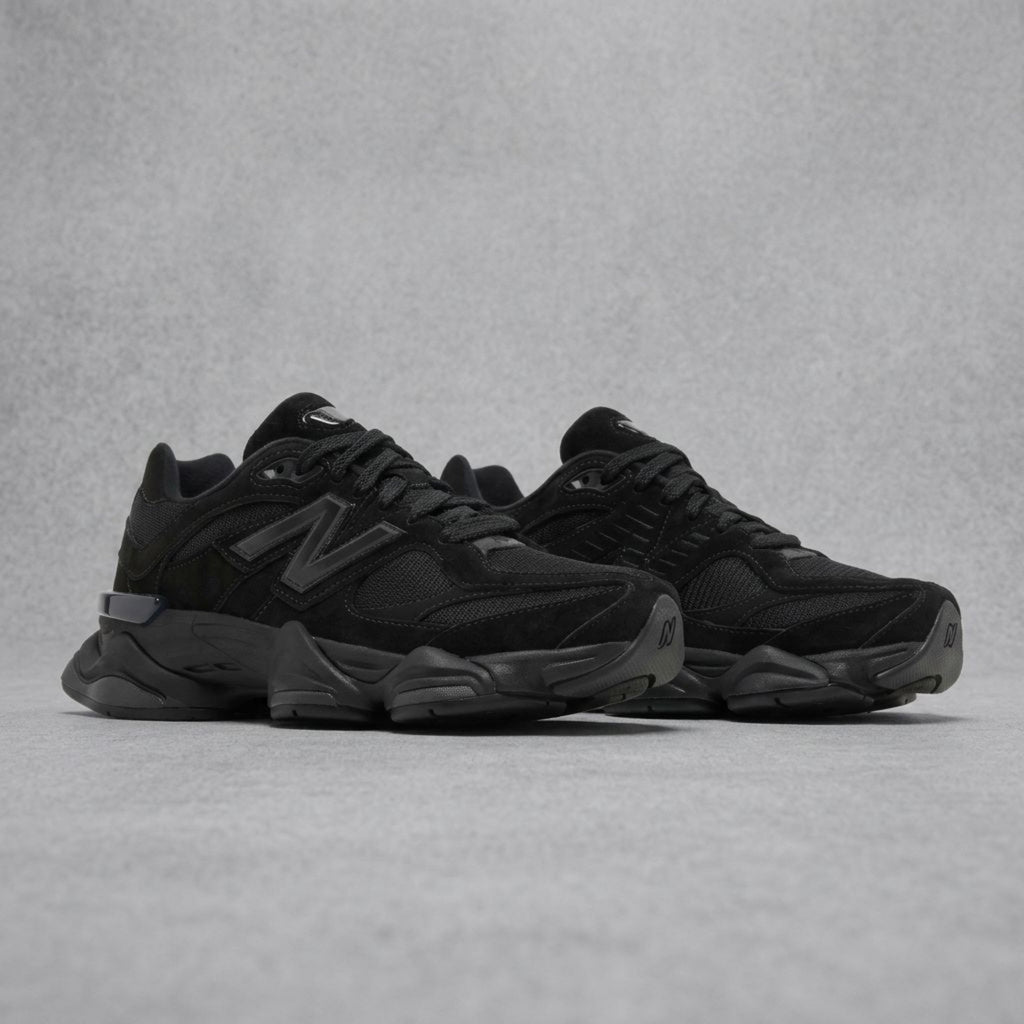 New Balance 9060 Triple Black