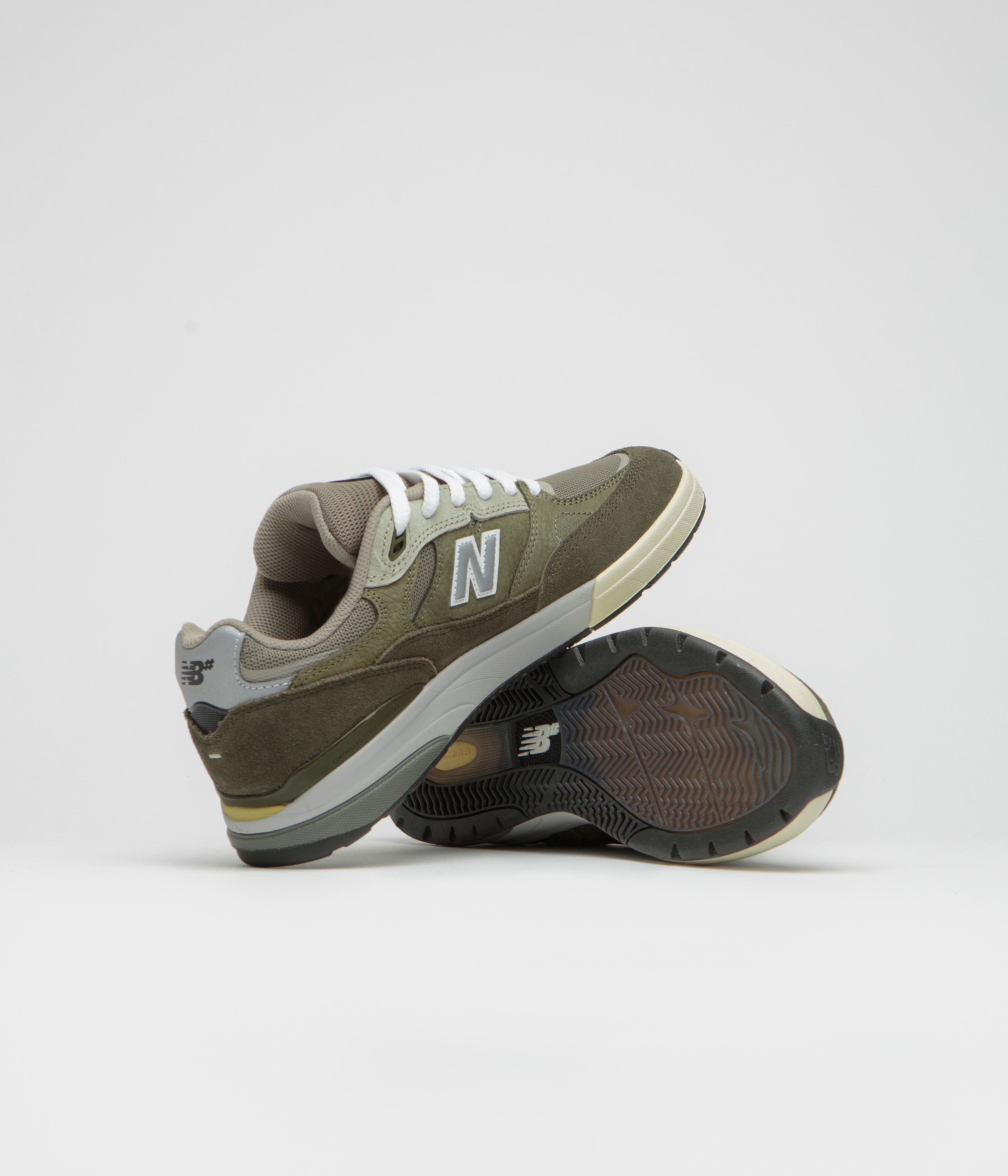 New Balance Numeric 933 Andrew Reynolds Shoes - Olivine