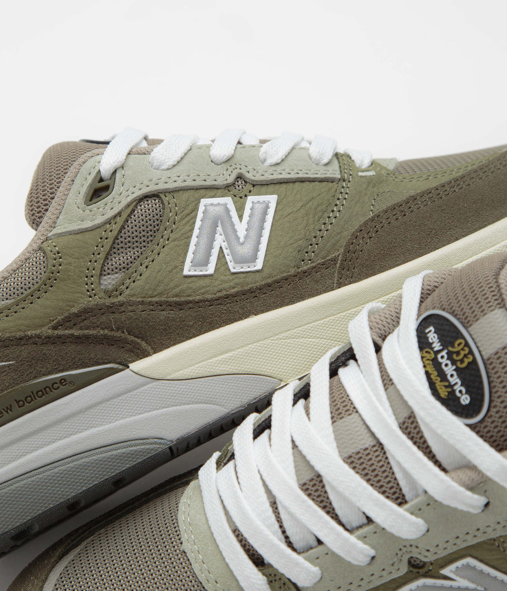 New Balance Numeric 933 Andrew Reynolds Shoes - Olivine