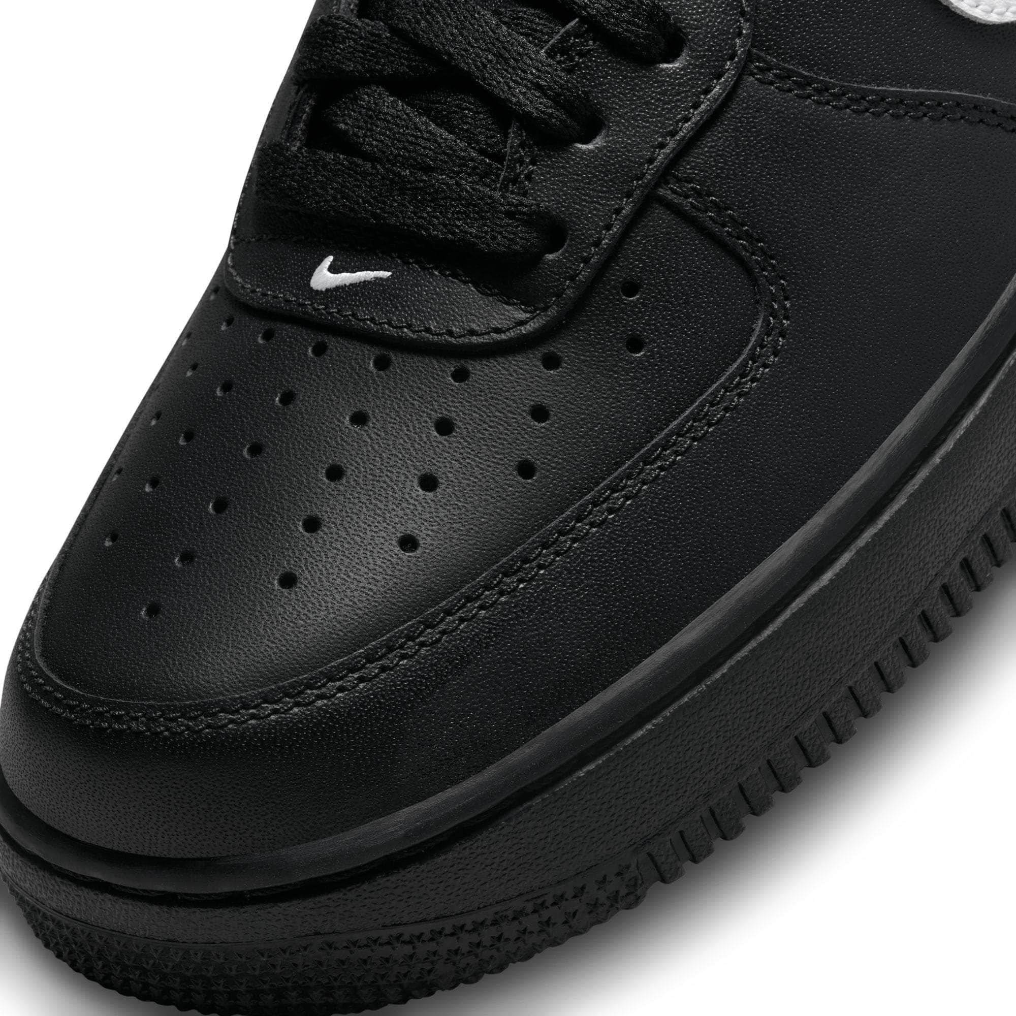 Nike Air Force 1 '07 - Men's