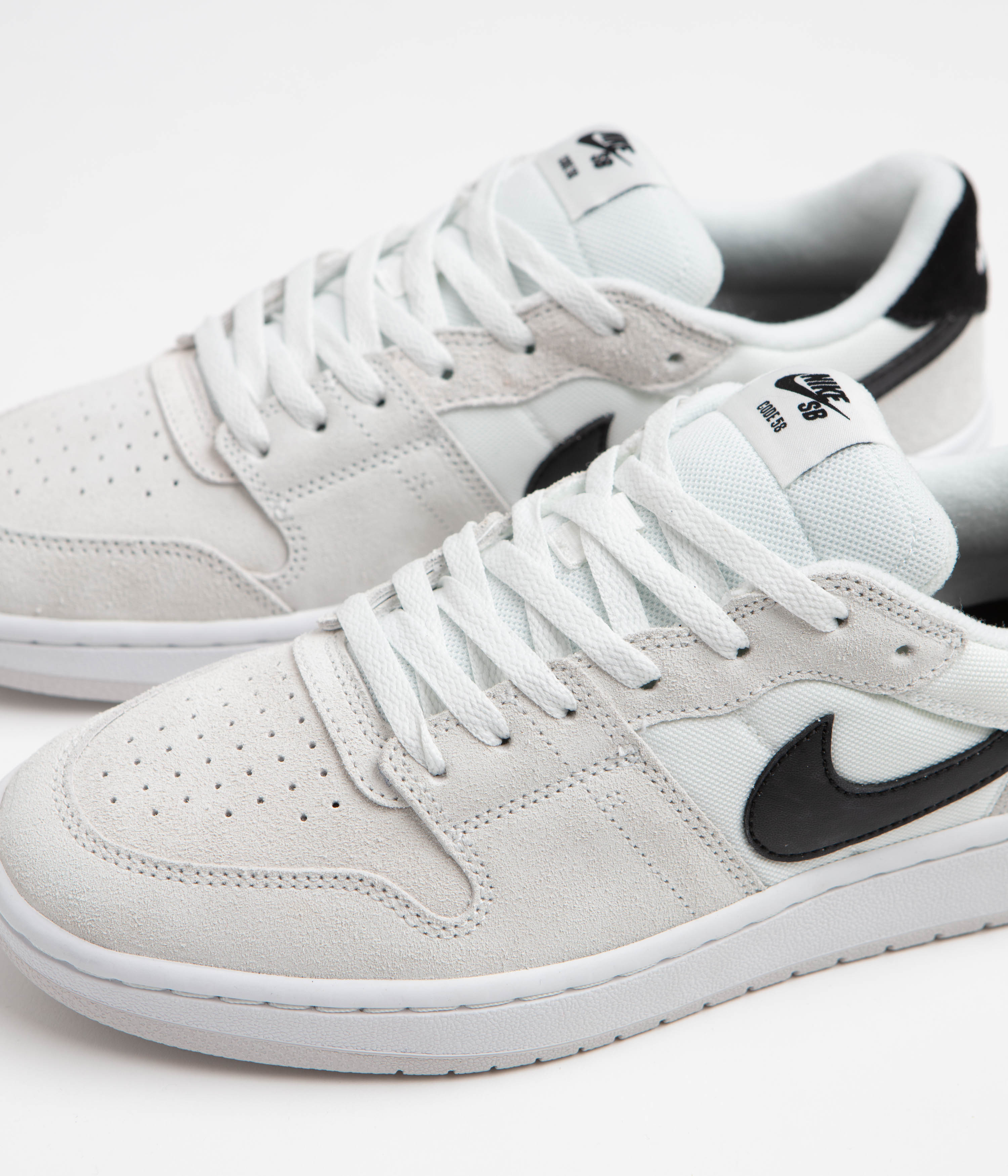 Nike SB Code 58 Shoes - White / Black - Summit White - Black