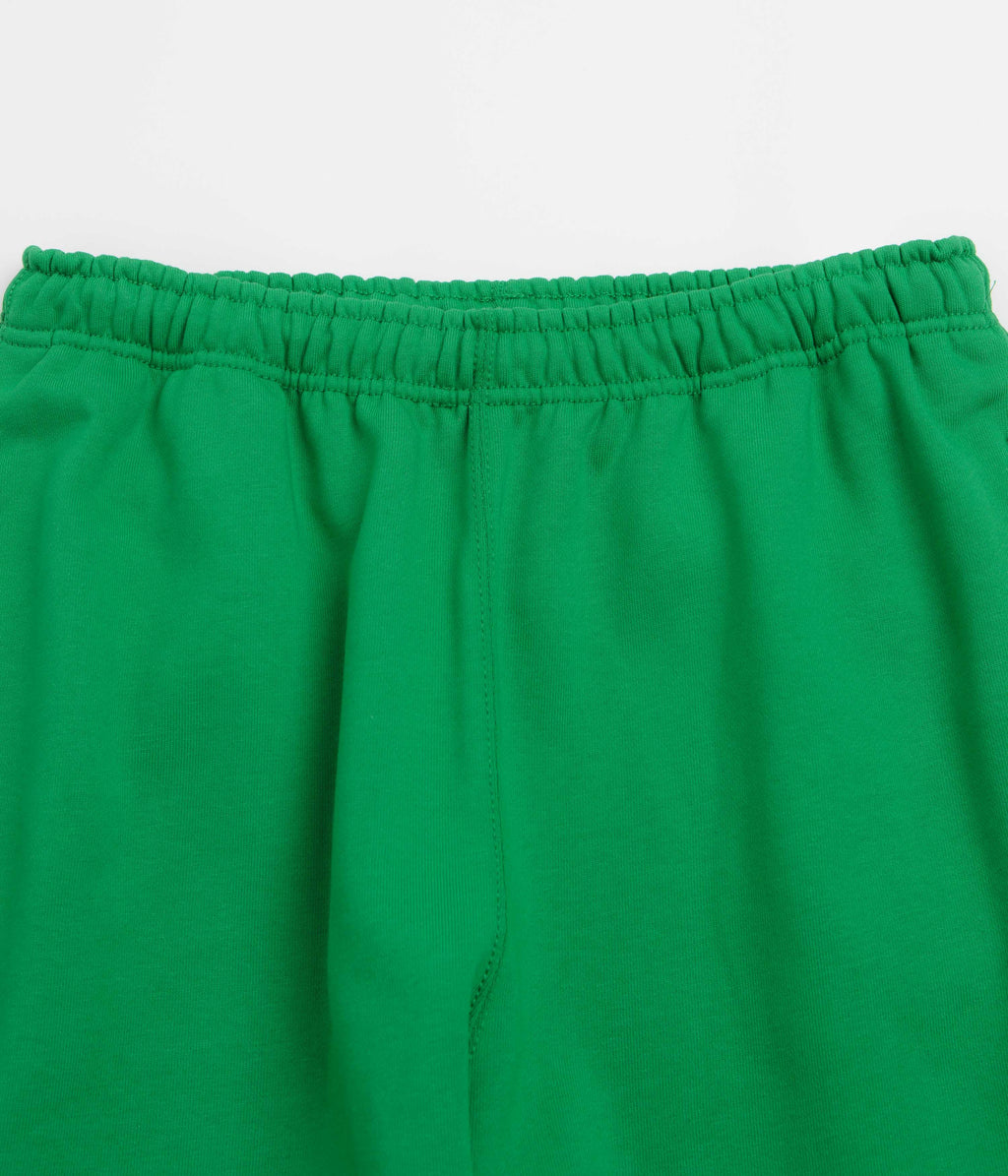 Nike Solo Swoosh Cuffed Sweatpants - Court Green / Court Green / White