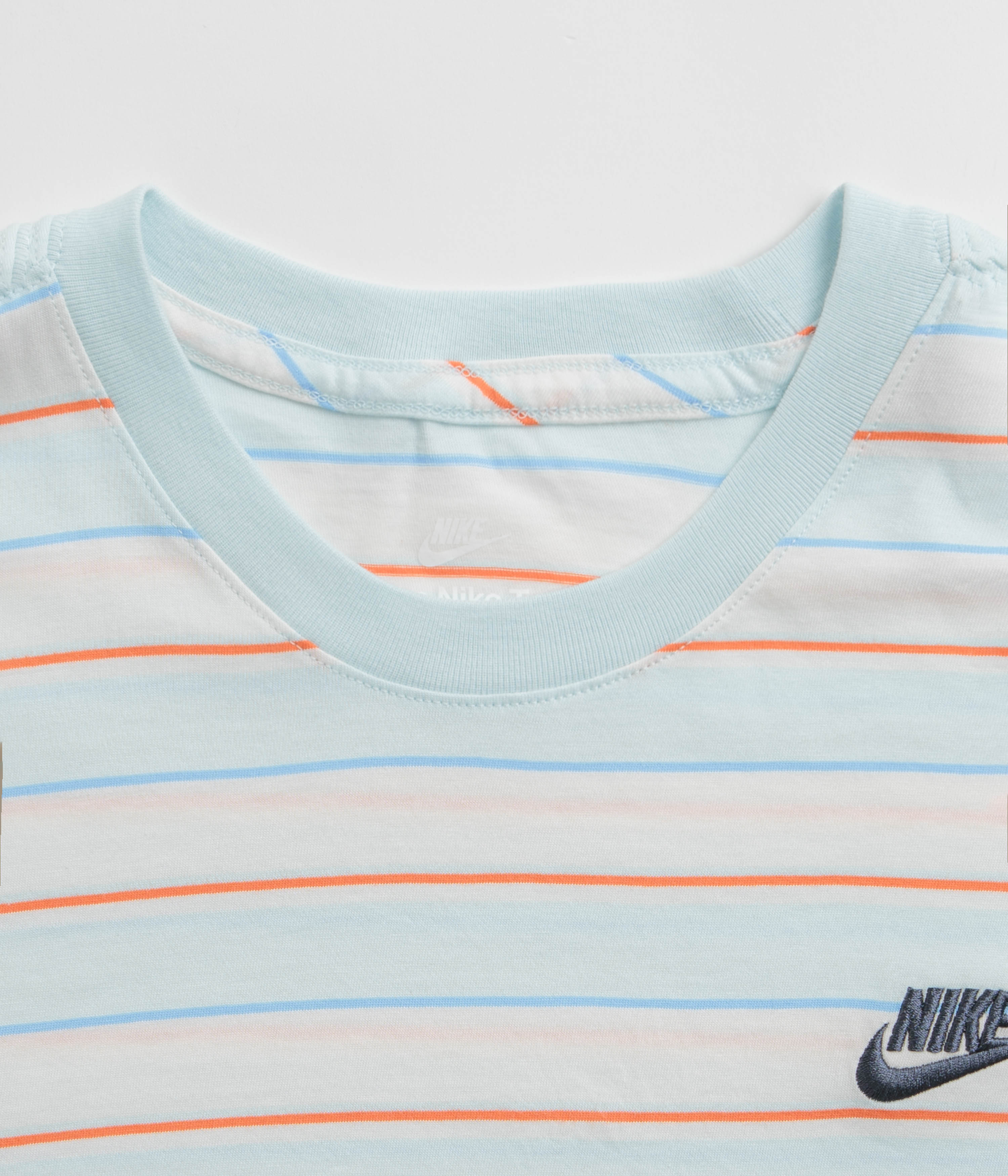 Nike Stripe Club T-Shirt - Glacier Blue / Thunder Blue