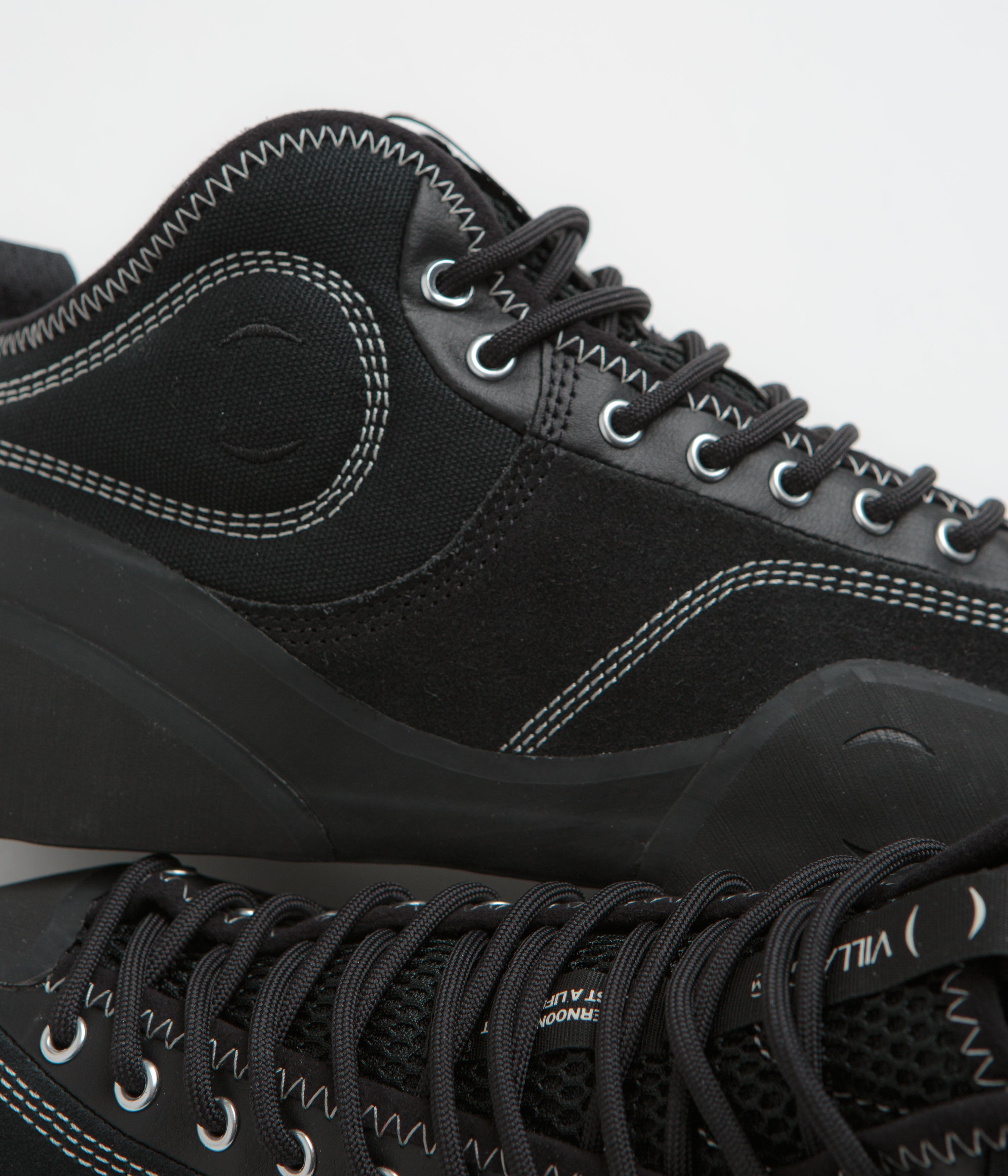 Village PM 1.00 PM Mid Shoes - Black / Natural Black