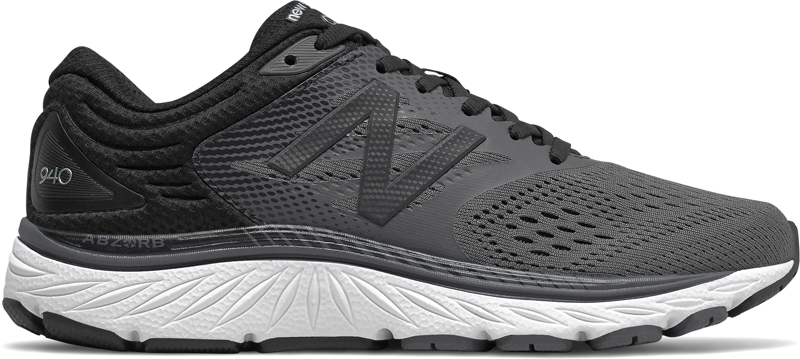 New Balance Women's 940v4 Running Shoes in BLACK