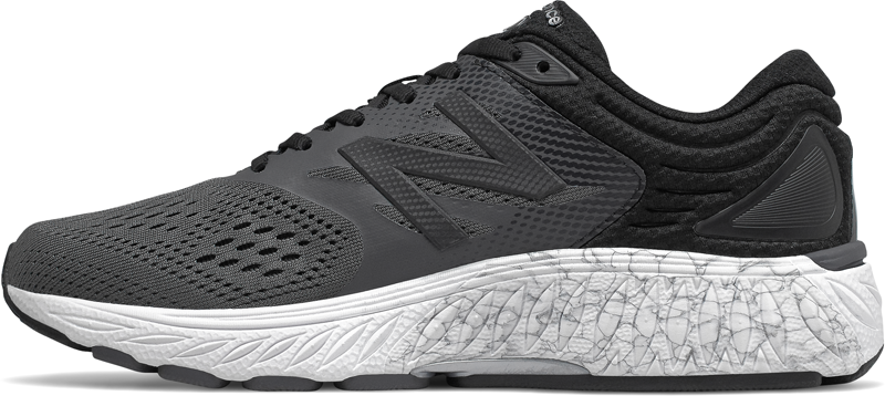 New Balance Women's 940v4 Running Shoes in BLACK